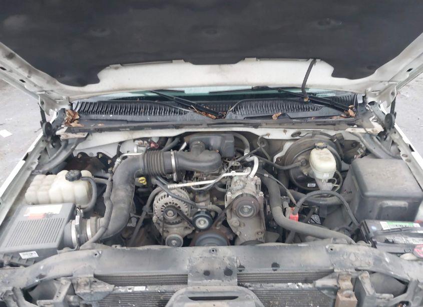 Photo 10 of 2007 Chevrolet Silverado 1500 CLASSIC WORK TRUCK (VIN 1GCEC14X07Z152067)