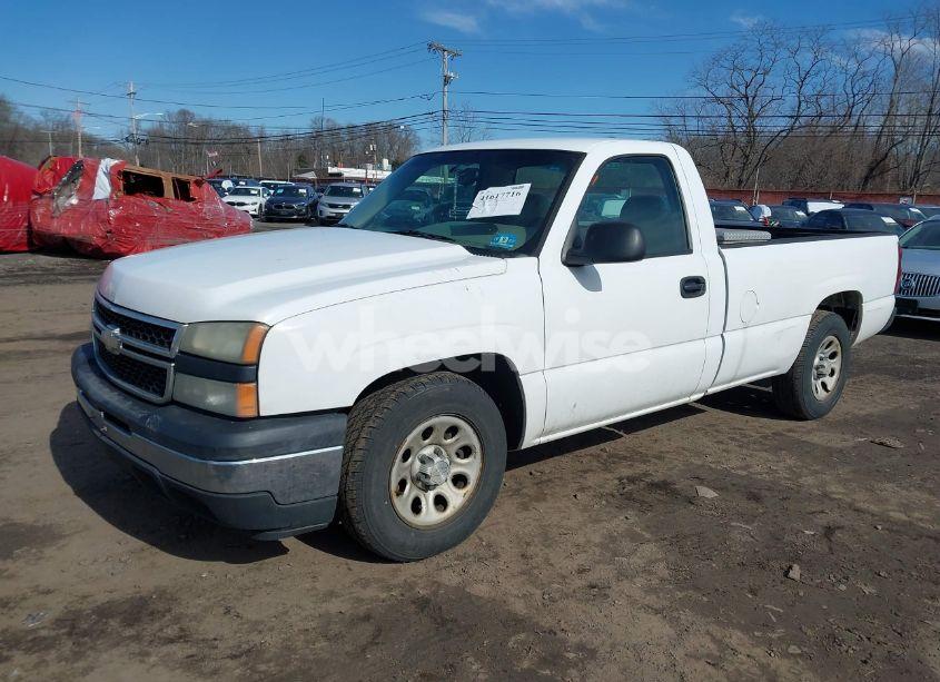 Photo 2 of 2007 Chevrolet Silverado 1500 CLASSIC WORK TRUCK (VIN 1GCEC14X07Z154014)