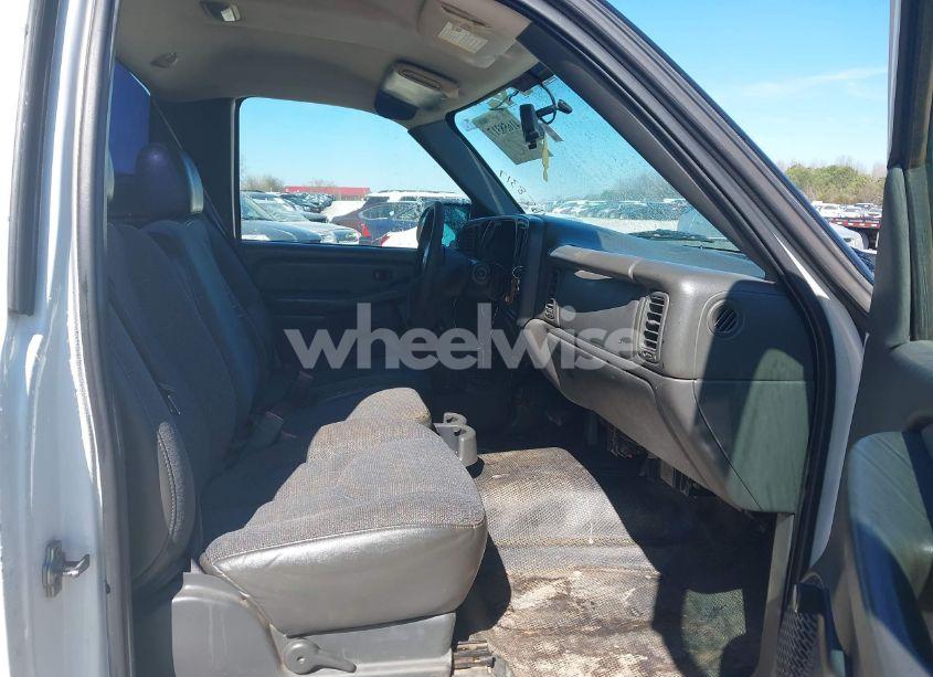 Photo 5 of 2007 Chevrolet Silverado 1500 CLASSIC WORK TRUCK (VIN 1GCEC14X07Z162405)