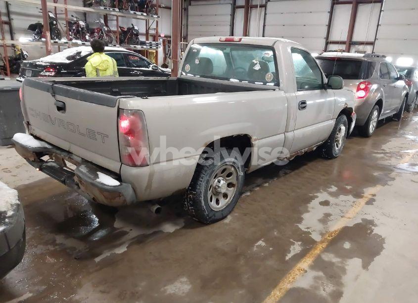 Photo 4 of 2007 Chevrolet Silverado 1500 CLASSIC WORK TRUCK (VIN 1GCEC14X07Z184761)