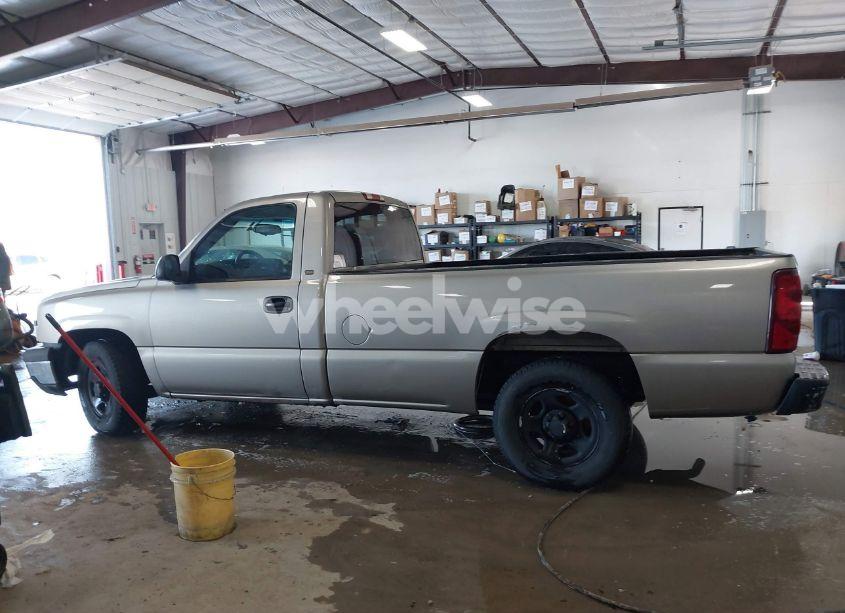 Photo 14 of 2003 Chevrolet Silverado 1500 WORK TRUCK (VIN 1GCEC14X13Z143629)