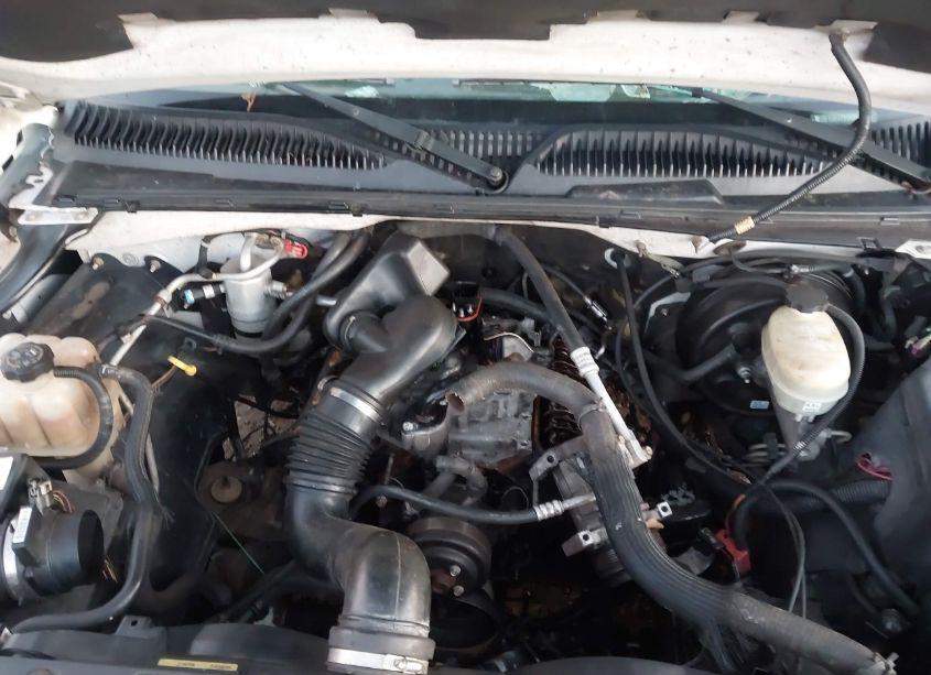 Photo 10 of 2005 Chevrolet Silverado 1500 WORK TRUCK (VIN 1GCEC14X15Z153113)