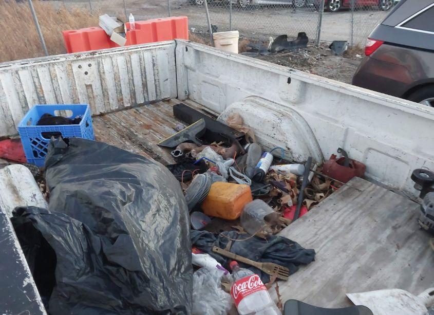 Photo 8 of 2005 Chevrolet Silverado 1500 WORK TRUCK (VIN 1GCEC14X15Z153113)