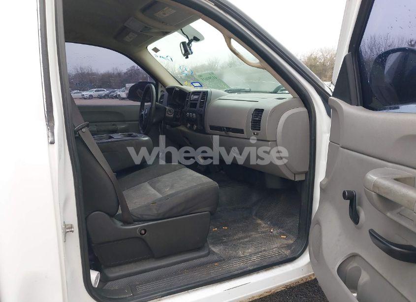 Photo 5 of 2008 Chevrolet Silverado 1500 WORK TRUCK (VIN 1GCEC14X18Z102005)