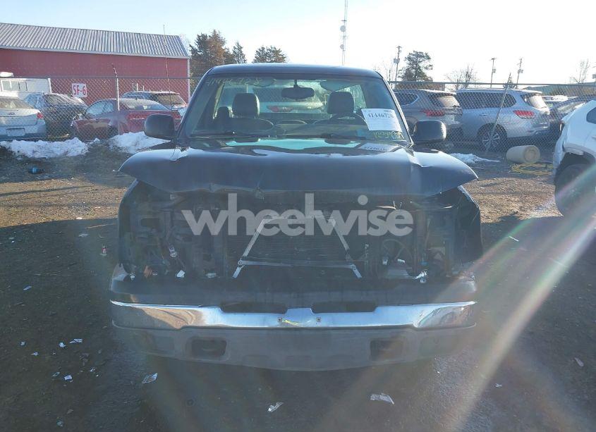 Photo 12 of 2004 Chevrolet Silverado 1500 (VIN 1GCEC14X24Z123939)