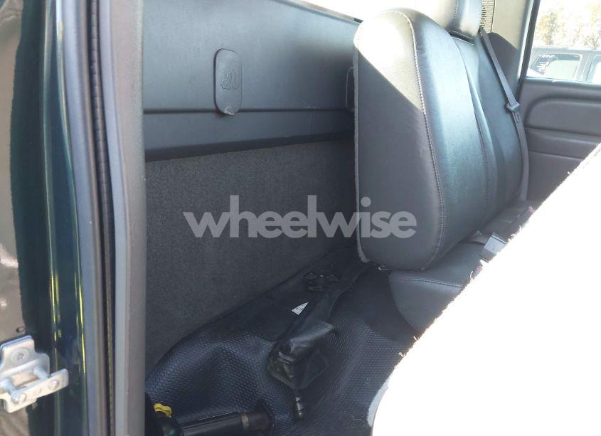 Photo 8 of 2005 Chevrolet Silverado 1500 WORK TRUCK (VIN 1GCEC14X25Z180921)