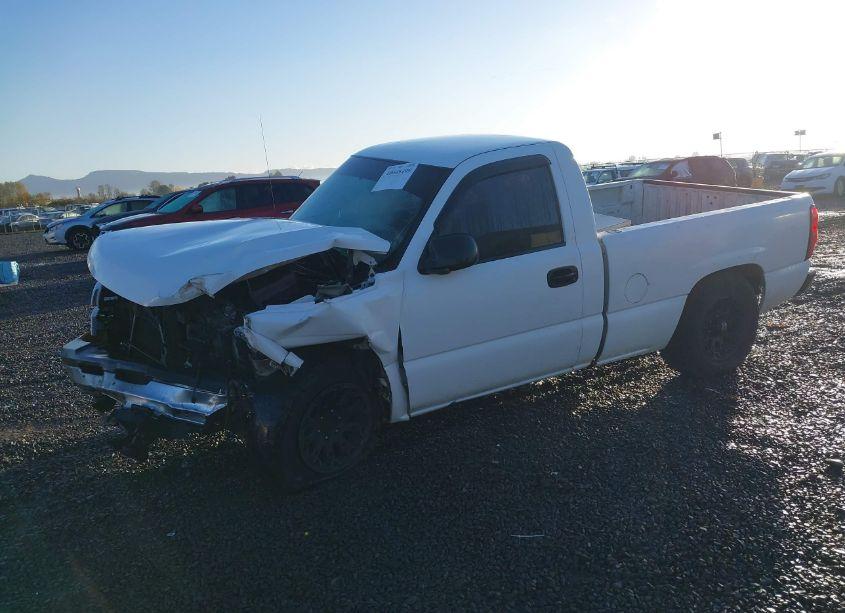 Photo 2 of 2007 Chevrolet Silverado 1500 CLASSIC WORK TRUCK (VIN 1GCEC14X27Z189184)