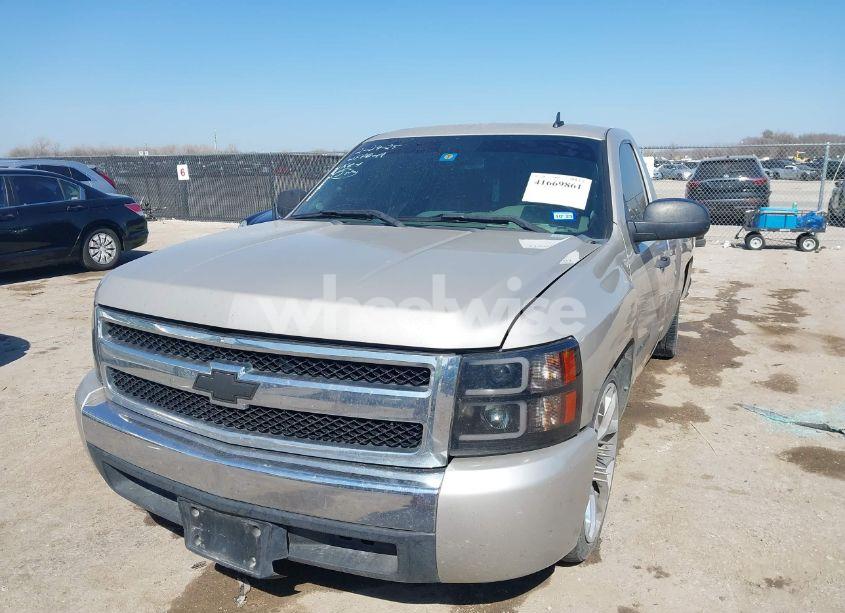 Photo 2 of 2008 Chevrolet Silverado 1500 WORK TRUCK (VIN 1GCEC14X38Z328384)