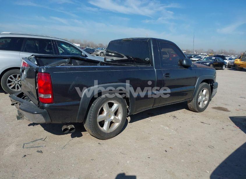 Photo 4 of 2003 Chevrolet Silverado 1500 (VIN 1GCEC14X43Z124654)