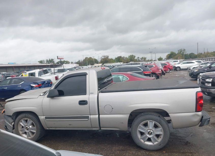 Photo 14 of 2004 Chevrolet Silverado 1500 (VIN 1GCEC14X44Z159860)