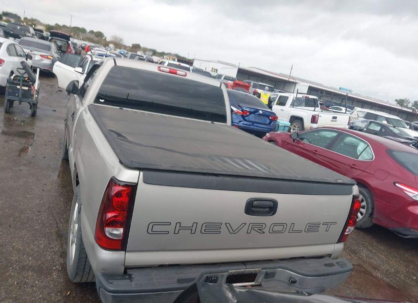 Photo 16 of 2004 Chevrolet Silverado 1500 (VIN 1GCEC14X44Z159860)