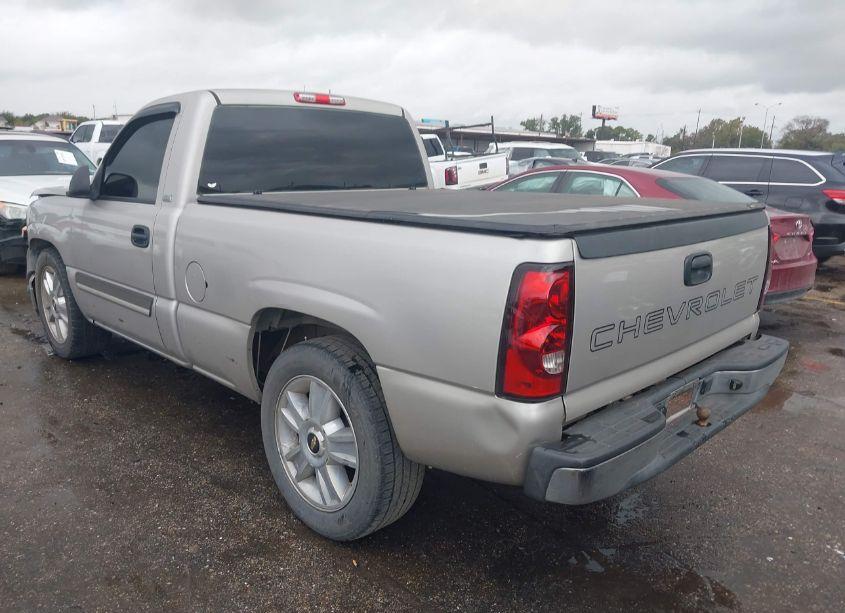 Photo 3 of 2004 Chevrolet Silverado 1500 (VIN 1GCEC14X44Z159860)