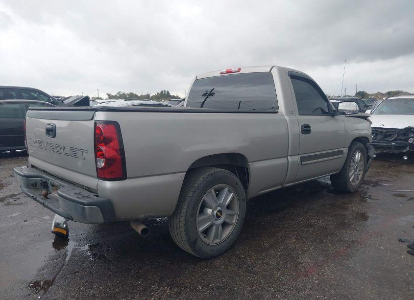 Photo 4 of 2004 Chevrolet Silverado 1500 (VIN 1GCEC14X44Z159860)