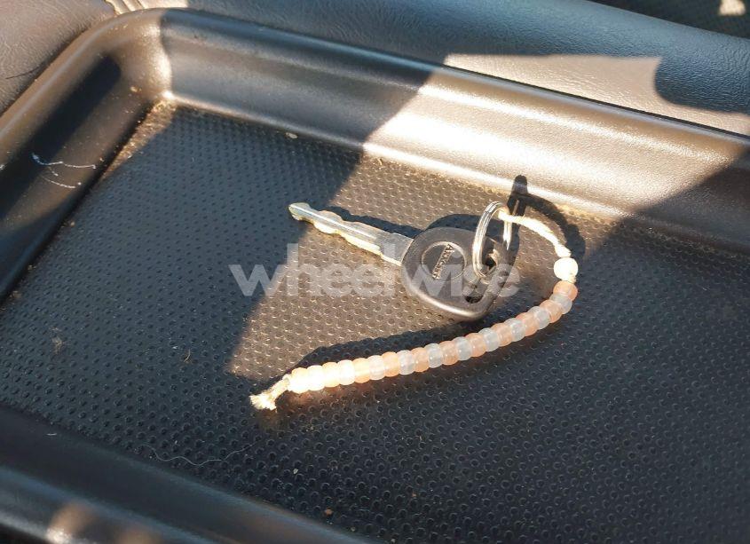 Photo 11 of 2004 Chevrolet Silverado 1500 (VIN 1GCEC14X44Z282736)