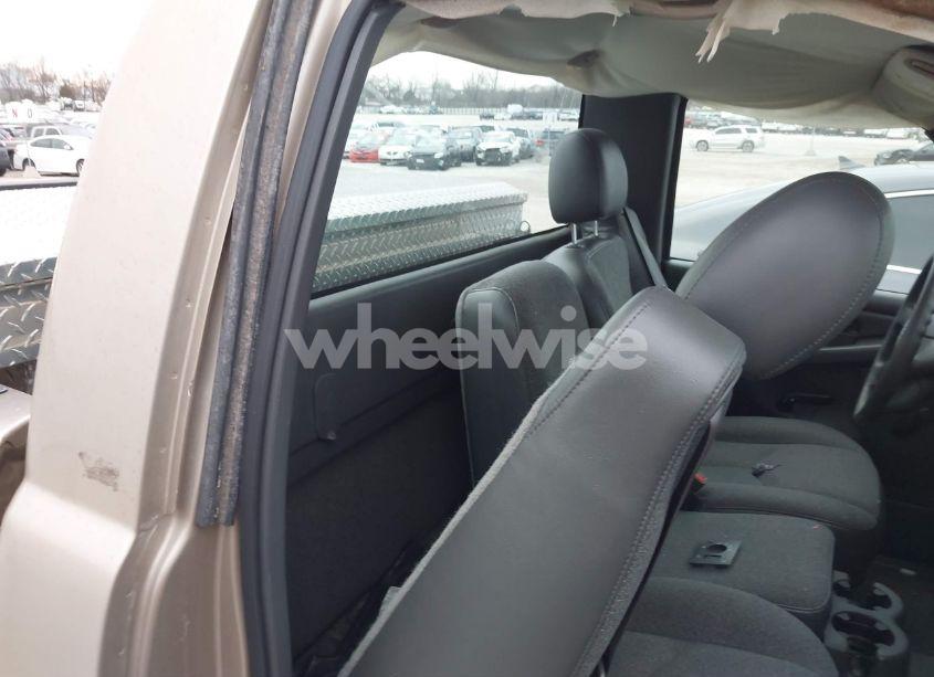 Photo 8 of 2005 Chevrolet Silverado 1500 WORK TRUCK (VIN 1GCEC14X45Z129162)