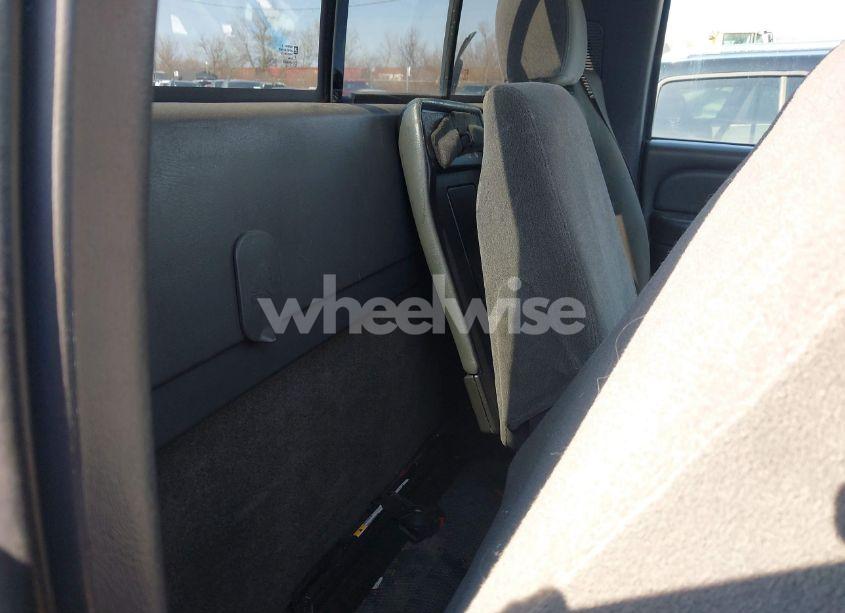 Photo 8 of 2006 Chevrolet Silverado 1500 WORK TRUCK (VIN 1GCEC14X46Z129521)