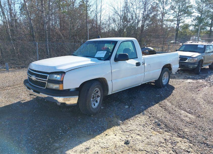 Photo 2 of 2007 Chevrolet Silverado 1500 CLASSIC WORK TRUCK (VIN 1GCEC14X47Z149480)