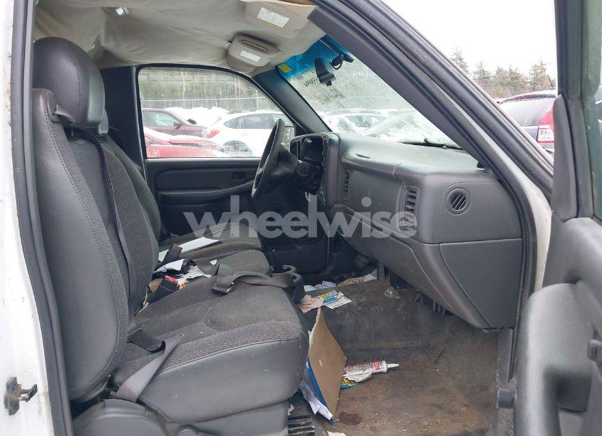 Photo 5 of 2003 Chevrolet Silverado 1500 WORK TRUCK (VIN 1GCEC14X53Z131984)