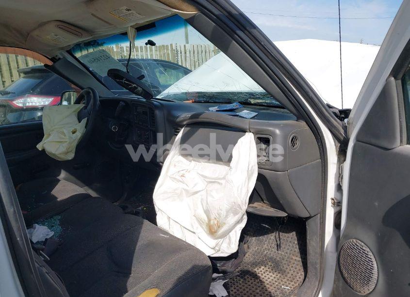 Photo 5 of 2007 Chevrolet Silverado 1500 CLASSIC WORK TRUCK (VIN 1GCEC14X57Z143641)