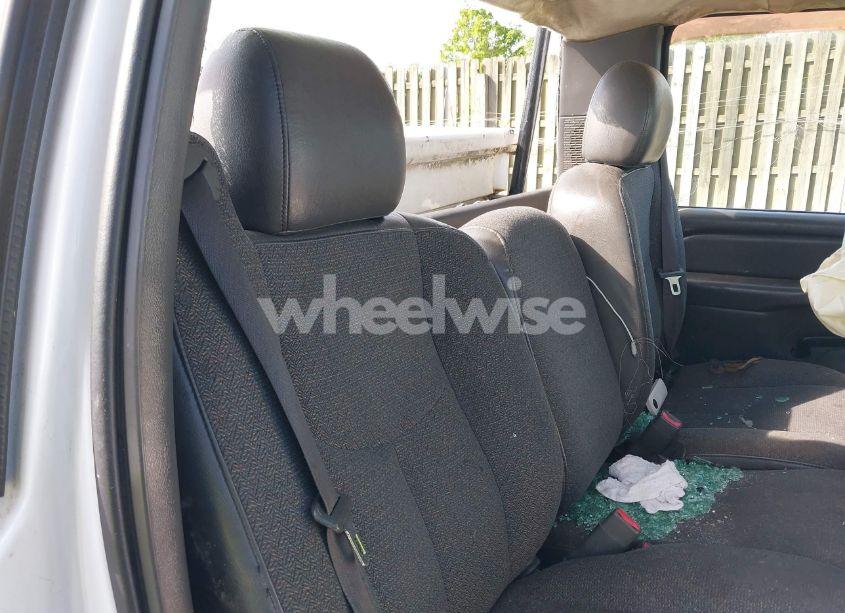 Photo 8 of 2007 Chevrolet Silverado 1500 CLASSIC WORK TRUCK (VIN 1GCEC14X57Z143641)