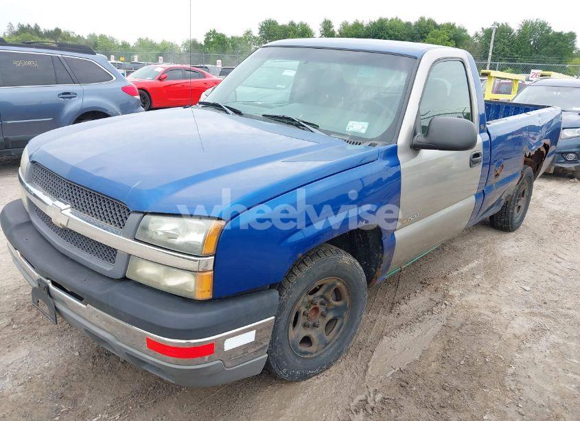 Photo 2 of 2003 Chevrolet Silverado 1500 (VIN 1GCEC14X63Z182085)