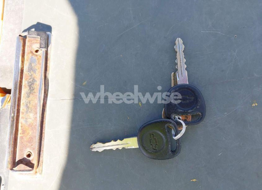 Photo 11 of 2004 Chevrolet Silverado 1500 (VIN 1GCEC14X64Z332584)