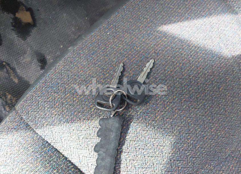 Photo 11 of 2003 Chevrolet Silverado 1500 (VIN 1GCEC14X73Z171757)