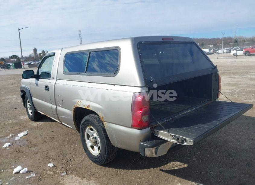 Photo 3 of 2003 Chevrolet Silverado 1500 (VIN 1GCEC14X73Z171757)