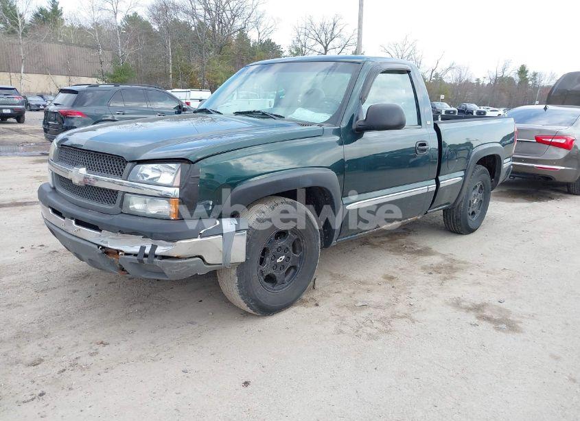 Photo 2 of 2003 Chevrolet Silverado 1500 (VIN 1GCEC14X73Z248420)
