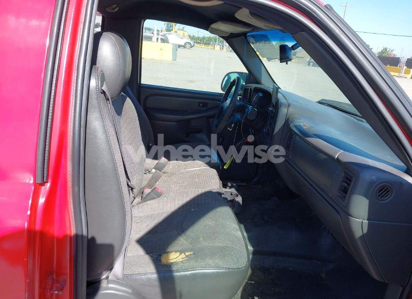 Photo 8 of 2003 Chevrolet Silverado 1500 (VIN 1GCEC14X73Z313444)