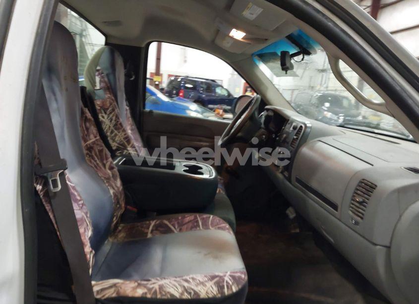 Photo 5 of 2007 Chevrolet Silverado 1500 WORK TRUCK (VIN 1GCEC14X77Z648242)