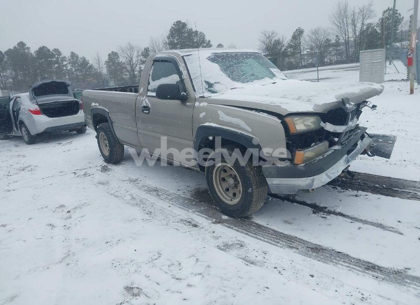 2003 Chevrolet Silverado 1500 WORK TRUCK (VIN 1GCEC14X83Z267283) main photo