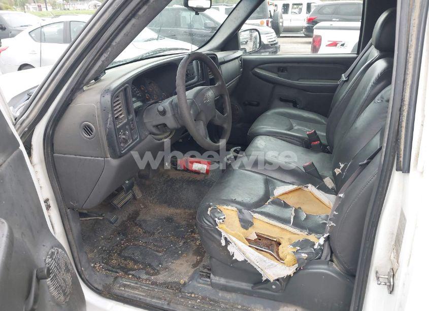 Photo 8 of 2005 Chevrolet Silverado 1500 WORK TRUCK (VIN 1GCEC14X85Z253337)