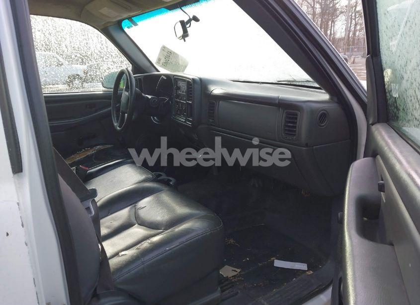 Photo 5 of 2007 Chevrolet Silverado 1500 CLASSIC WORK TRUCK (VIN 1GCEC14X97Z125840)