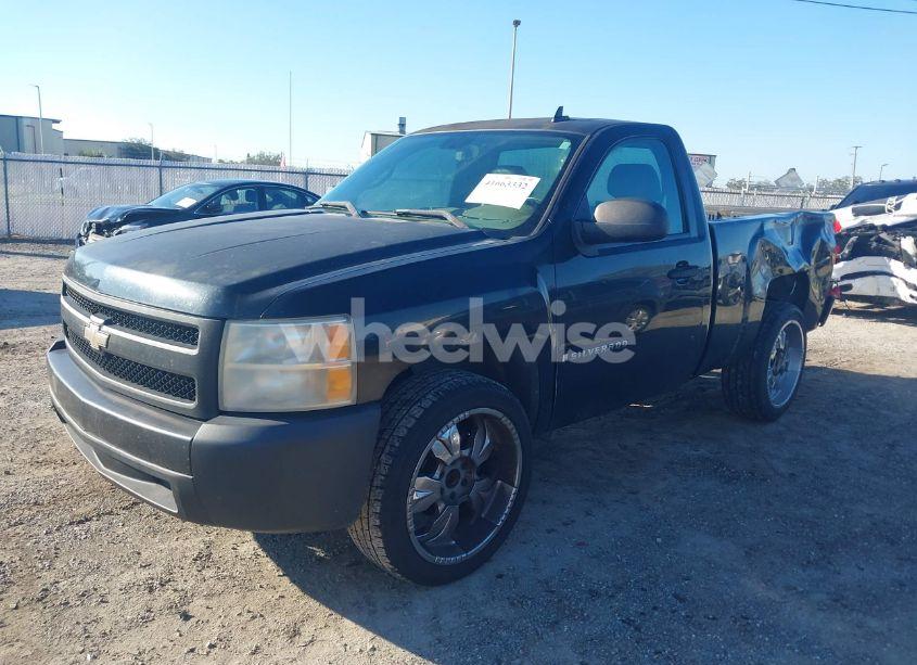 Photo 2 of 2007 Chevrolet Silverado 1500 WORK TRUCK (VIN 1GCEC14X97Z604694)