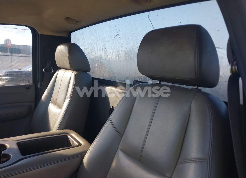 Photo 8 of 2007 Chevrolet Silverado 1500 WORK TRUCK (VIN 1GCEC14X97Z604694)