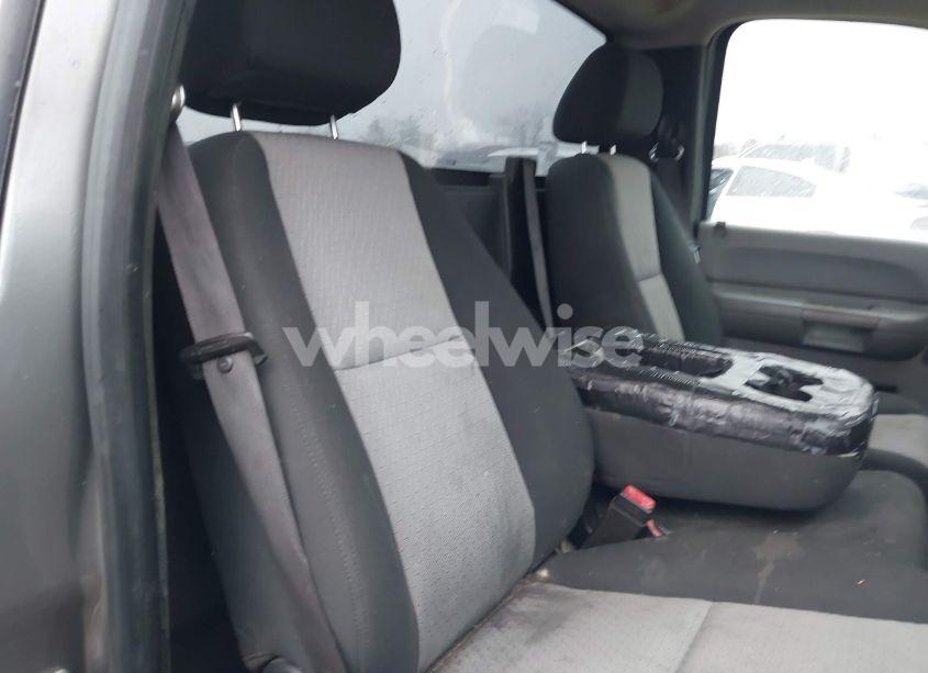 Photo 8 of 2008 Chevrolet Silverado 1500 WORK TRUCK (VIN 1GCEC14X98Z241847)