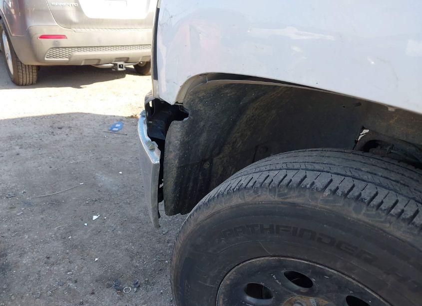 Photo 12 of 2009 Chevrolet Silverado 1500 WORK TRUCK (VIN 1GCEC14X99Z113108)