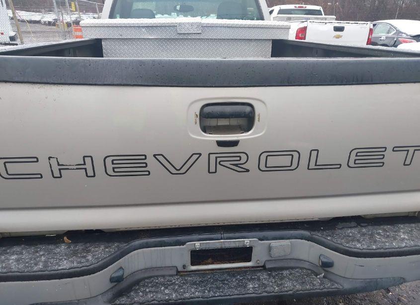 Photo 6 of 2005 Chevrolet Silverado 1500 WORK TRUCK (VIN 1GCEC14XX5Z144829)