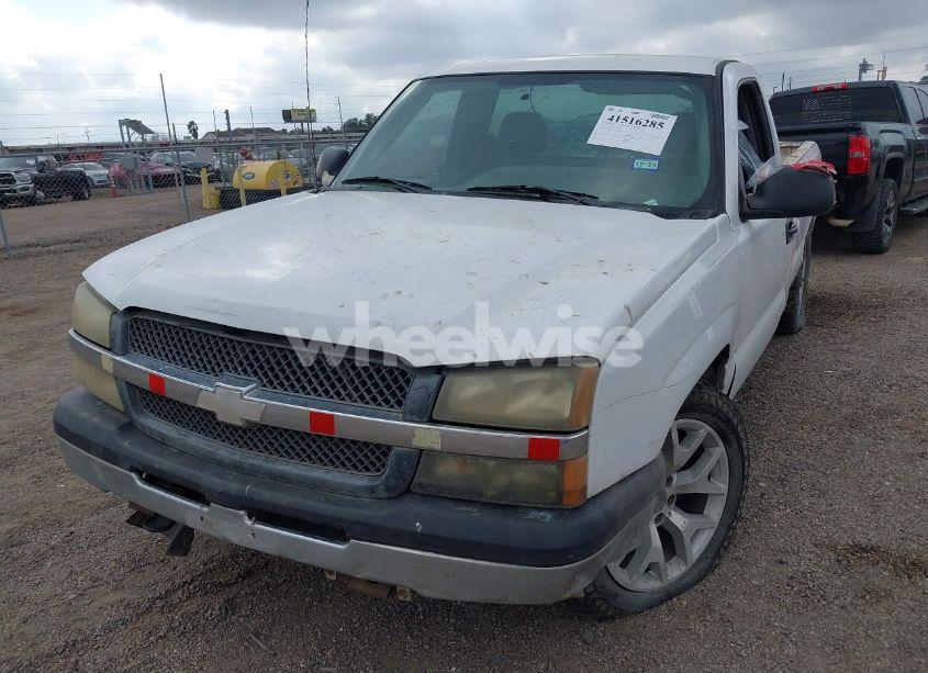 Photo 2 of 2005 Chevrolet Silverado 1500 WORK TRUCK (VIN 1GCEC14XX5Z335540)