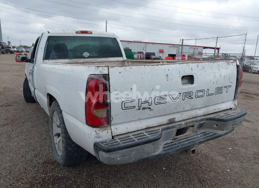 Photo 3 of 2005 Chevrolet Silverado 1500 WORK TRUCK (VIN 1GCEC14XX5Z335540)