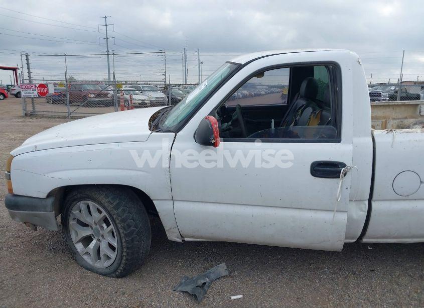 Photo 6 of 2005 Chevrolet Silverado 1500 WORK TRUCK (VIN 1GCEC14XX5Z335540)