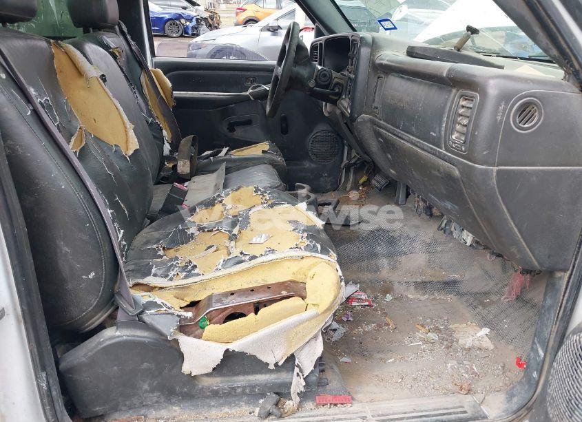 Photo 8 of 2005 Chevrolet Silverado 1500 WORK TRUCK (VIN 1GCEC14XX5Z335540)