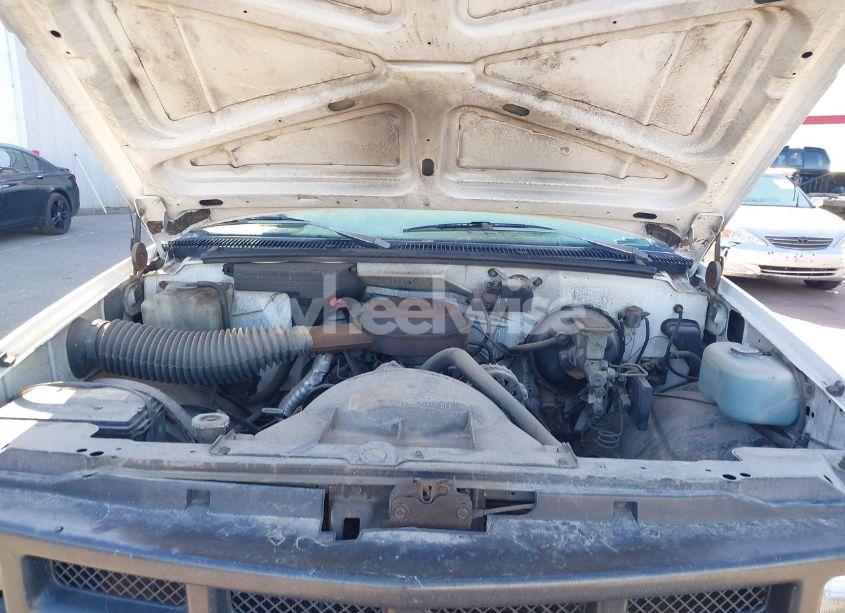 Photo 10 of 1993 Chevrolet Gmt-400 C1500 (VIN 1GCEC14Z0PE115075)