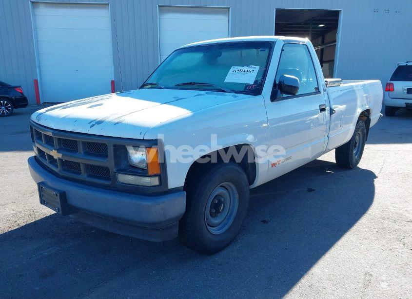 Photo 2 of 1993 Chevrolet Gmt-400 C1500 (VIN 1GCEC14Z0PE115075)