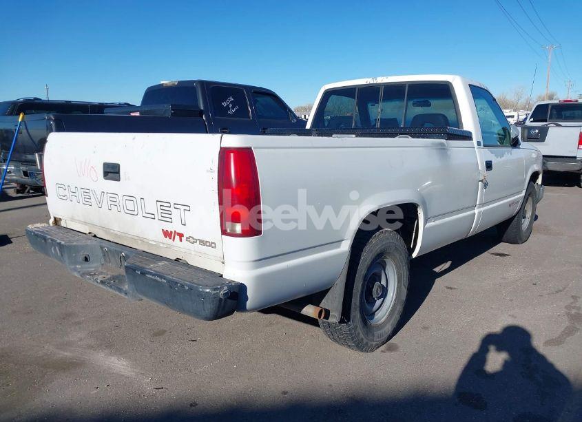 Photo 4 of 1993 Chevrolet Gmt-400 C1500 (VIN 1GCEC14Z0PE115075)