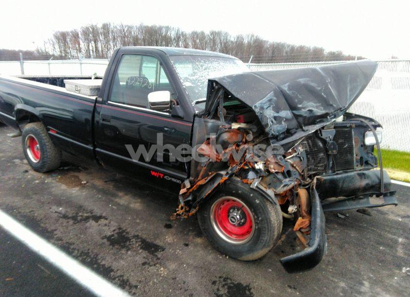 1993 Chevrolet Gmt-400 C1500 (VIN 1GCEC14Z2PZ214697) main photo