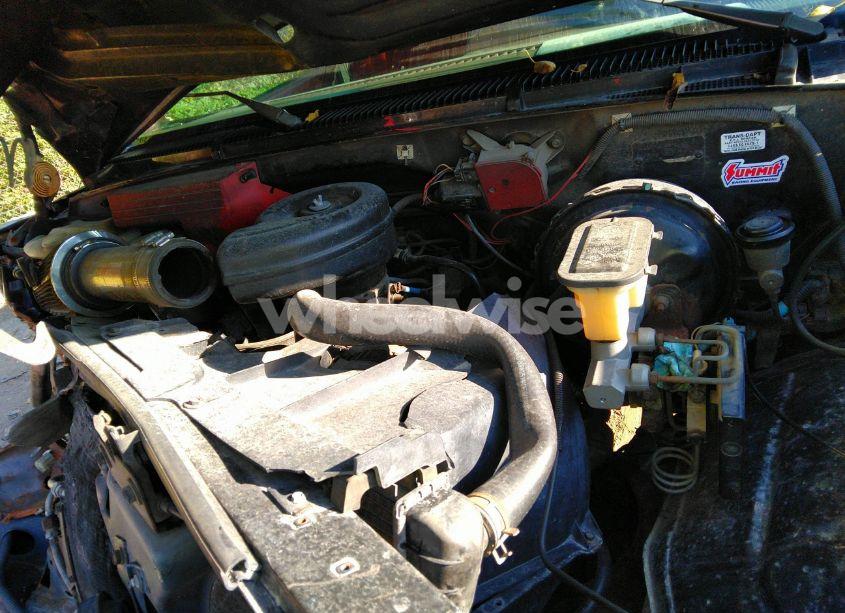 Photo 10 of 1993 Chevrolet Gmt-400 C1500 (VIN 1GCEC14Z2PZ214697)