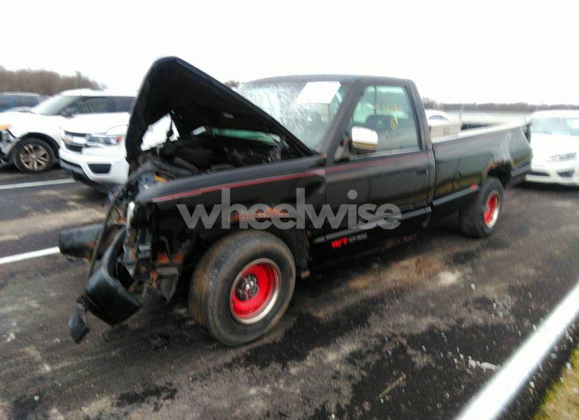 Photo 2 of 1993 Chevrolet Gmt-400 C1500 (VIN 1GCEC14Z2PZ214697)