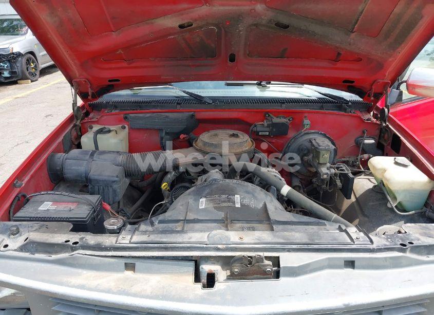 Photo 10 of 1994 Chevrolet Gmt-400 C1500 (VIN 1GCEC14Z2RZ249808)